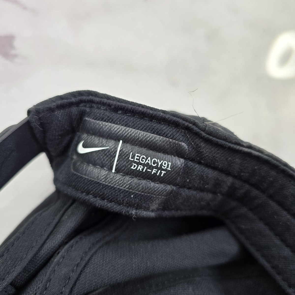 Nike Hat Unstructured Featherlight Black Swoosh Active Nike Hat Unstructured Featherlight Black Swoosh Active