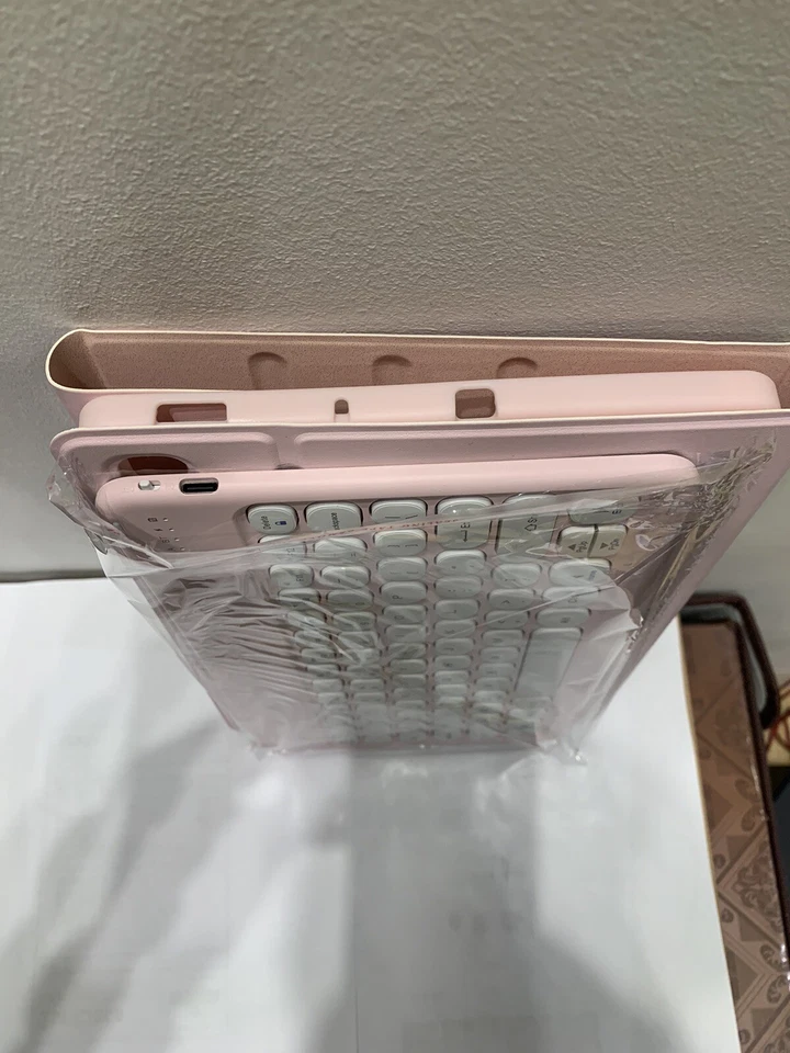 Bluetooth Keyboard Pink Case for Samsung Galaxy Tab S6 Lite 10.4" A8 A7 Tablet - Image 2 of 4