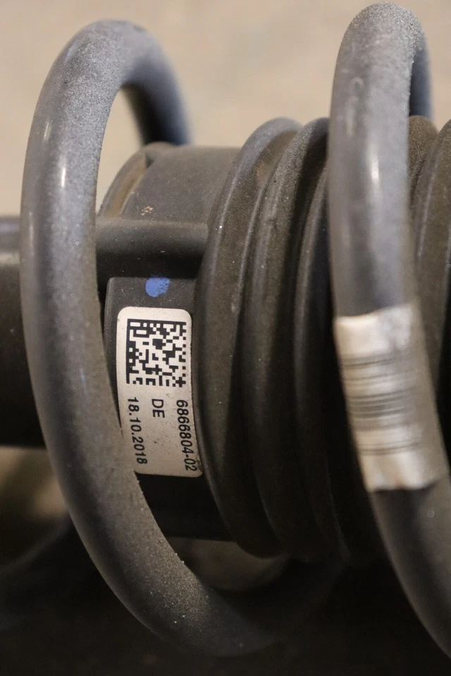 BMW 540I G30 2017-2020 suspensión deportiva amortiguador de puntal trasero izquierdo OEM Foto 4 de 4