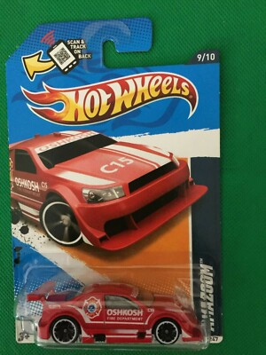 2012 Hot Wheels #169 HW Main Street-Fire Dept 9/10 AMAZOOM Red Variant B140