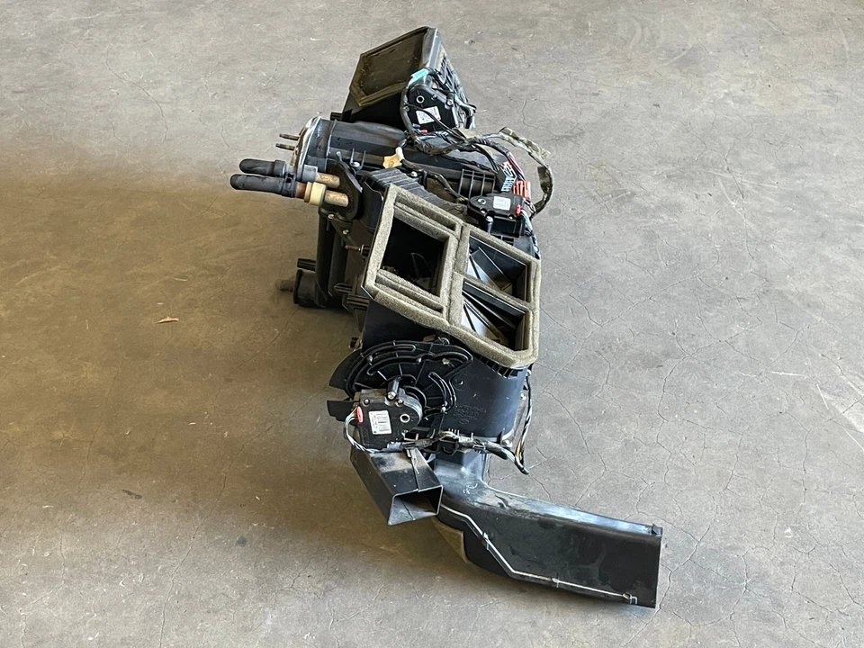 Hummer H2 2003-2007 HVAC AC calentador de aire acondicionado núcleo soplador carcasa del motor 1489 OEM Foto 3 de 4