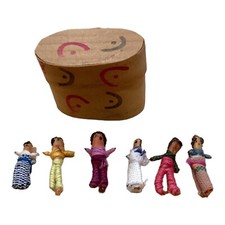 Vintage Trouble Dolls - 6 Miniature Guatemalan Worry Dolls Case 1981