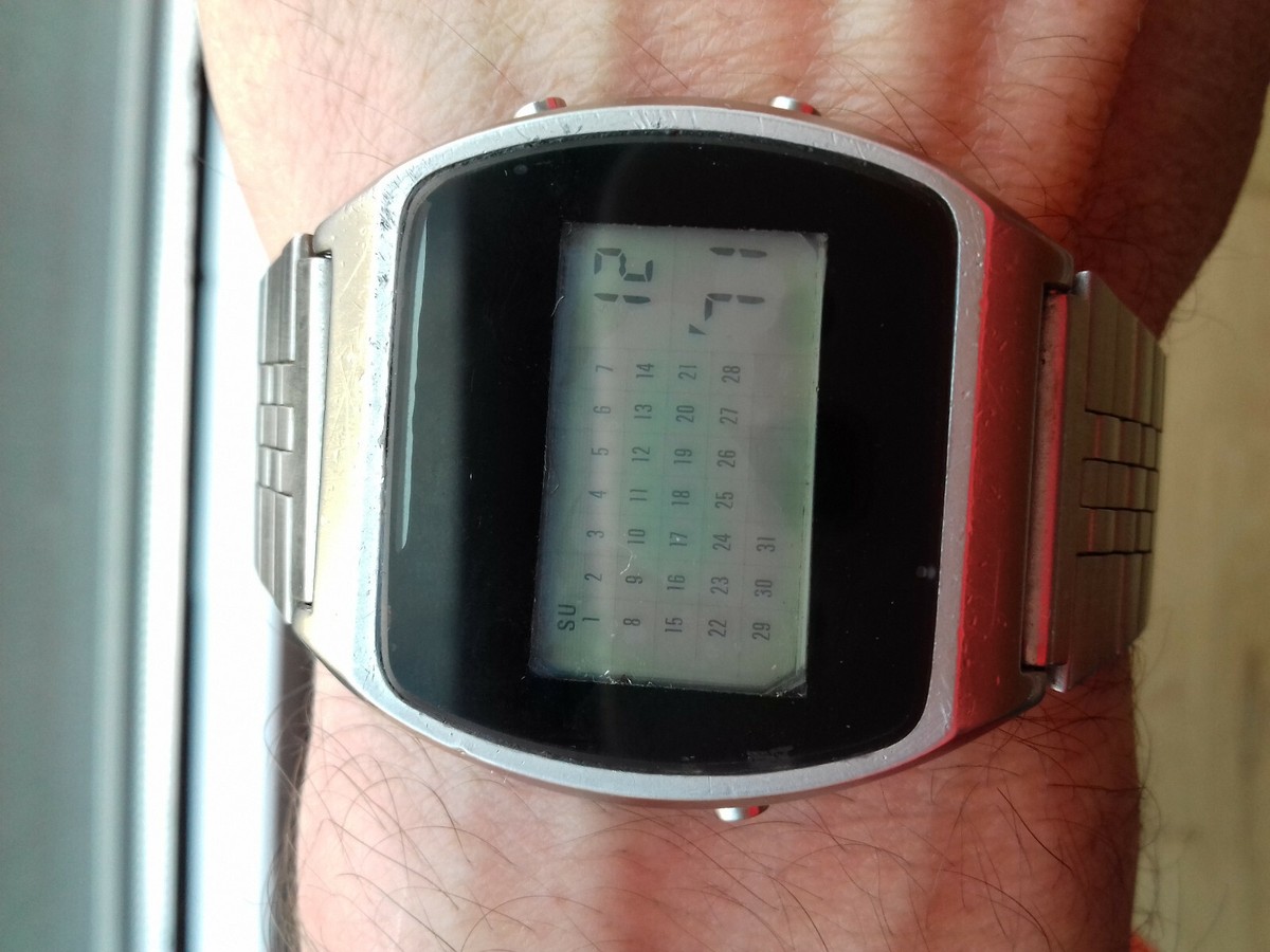 Vintage Casio UC-50W Module 79 UNIVERSAL CALENDAR Watch MONTRE 