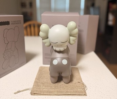 Vandul Hostage #2 - Original Vinyl Figures Full Set 3/3