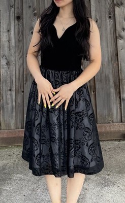 ModCloth. S Black Knee Length Dress. Floral & Suede. Promotion. Grad. Funeral. | eBay ModCloth. S Black Knee Length Dress. Floral & Suede. Promotion. Grad. Funeral. | eBay