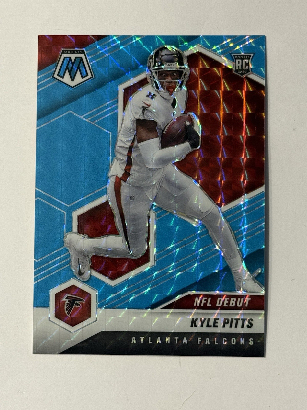 Kyle Pitts 2021 Panini Mosaic NFL Debut Blue Fluorescent 01/15 SSP #250 RC