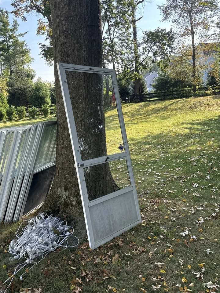 15 janelas de pátio e 1 porta de tela - Imagem 2 de 4