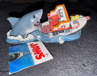 Decorazione acquario JAWS e ORCA scena iconica attacco barca grande squalo bianco NUOVO