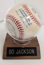 Bo Jackson Rookie Cards and Memorabilia Guide 49