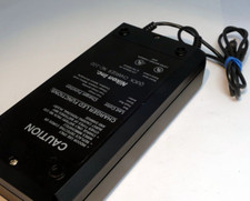 Nikon Nicad Battery Charger NC-100 vintage incomplete