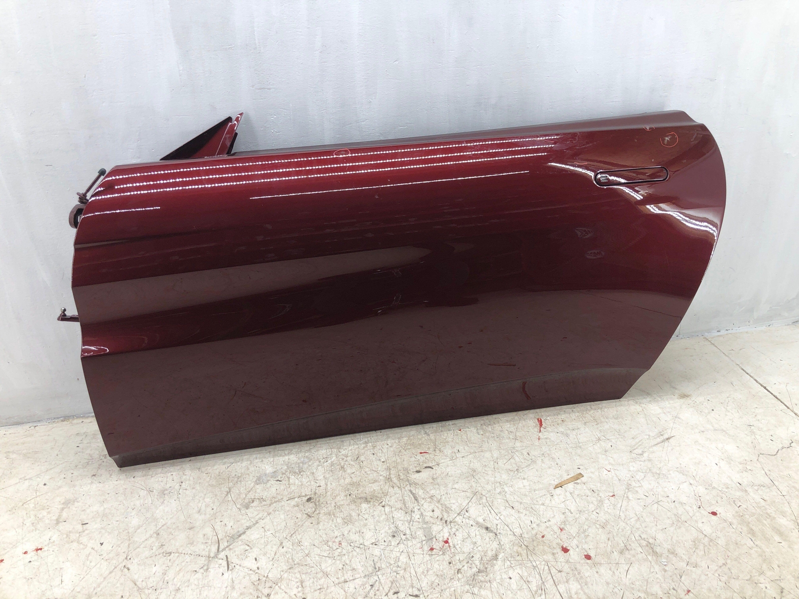 2020-2023 ASTON MARTIN VANTAGE ROADSTER LEFT FRONT DOOR SHELL CRIMSON (6075AM)