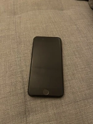 iphone se 2020 64gb schwarz + Hülle - Bild 1 von 4