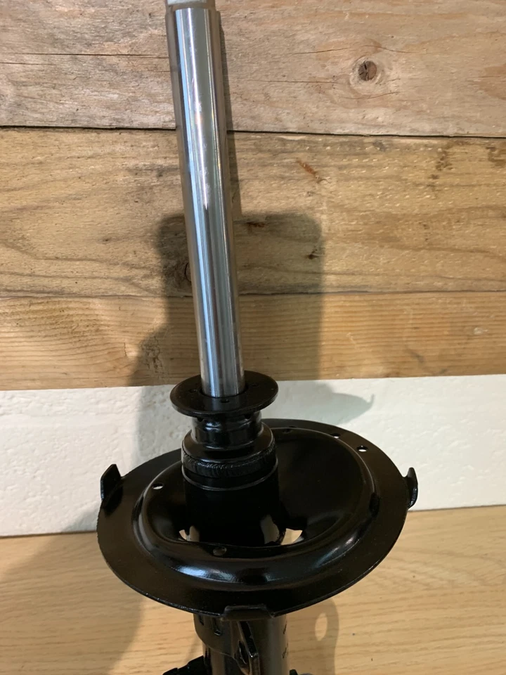 OPTIMAL FRONT STRUT SHOCK RIGHT O/S DRIVERS FITS TOYOTA CELICA 1999-2006 1.8 B79 - image 4 of 4