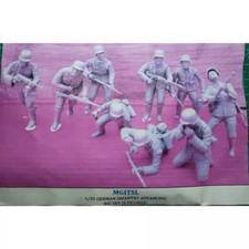 1/35 Resin German 9 Figures Infantryman unpainted unassembled