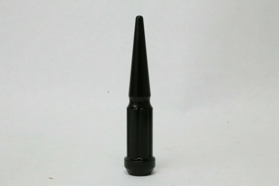 20 CHEVY 1/2x20 NEGRO 4,5” TUERCA DE ESPIGA SPLINE + LLAVE DE SEGURIDAD PARA MODELO CHEVROLET Foto 2 de 4