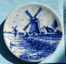 Delft's Blauw Holland Hand-painted Small Decorative Plate Windmill  Very Small.