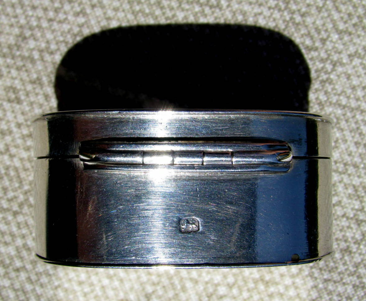 Foto 16 di 18