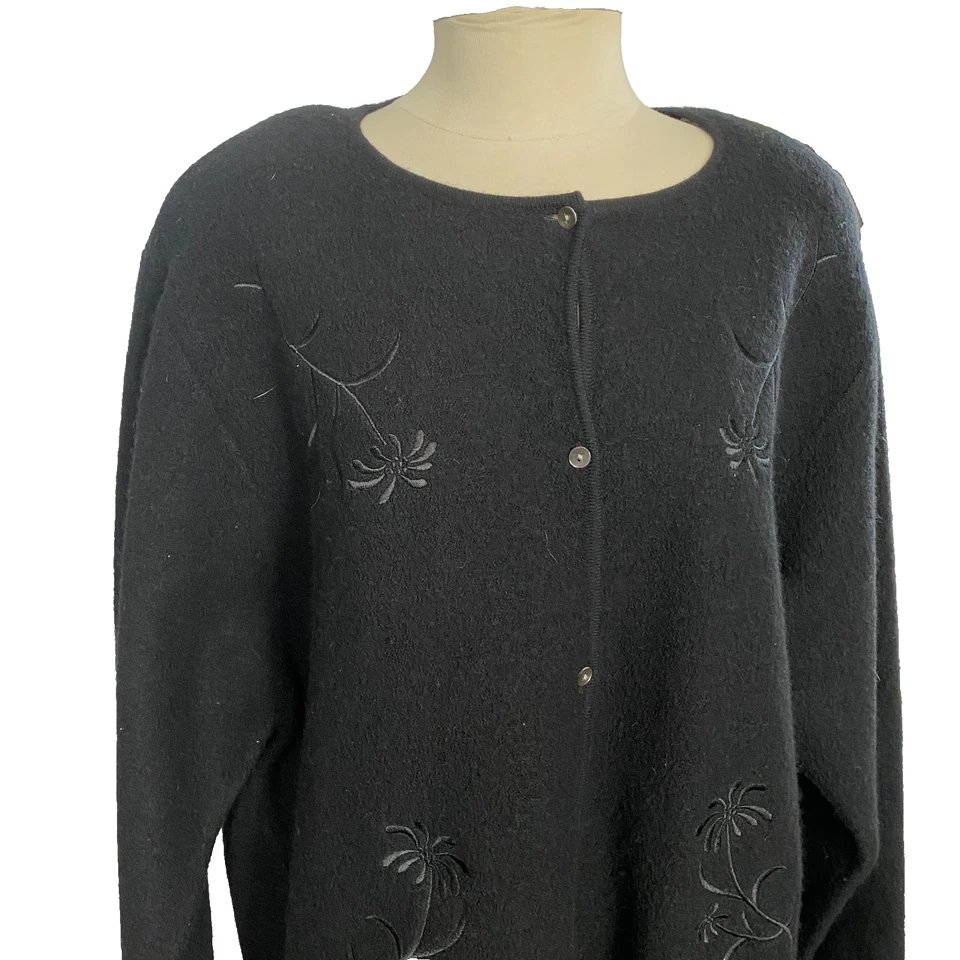 Cárdigan suéter Charter Club para mujer 3X negro bordado abotonado lana de colección Foto 2 de 4