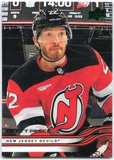 2025-26 Upper Deck Series 1 Holiday SP Green Foil #105 Brett Pesce New Jersey