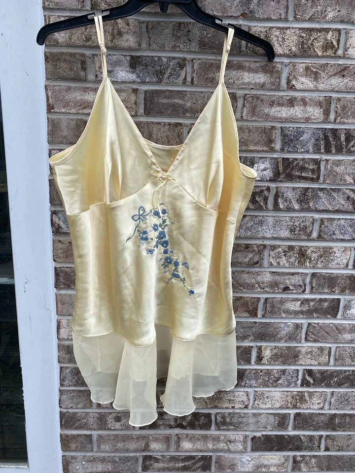 复古 Y2K 黄色和蓝色花卉刺绣 Fairycore Coquette Cottage 3X/4X Slip — 第 4/4 张图片