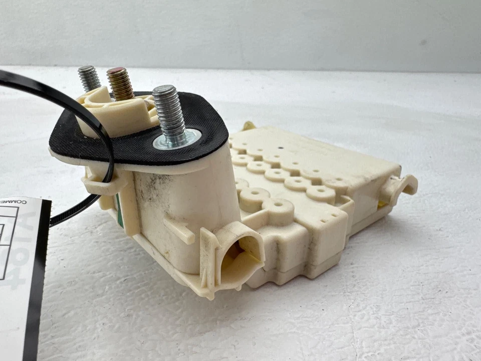 Relé de distribución de energía para caja de fusibles Porsche Boxster 1997-2004 OEM Foto 4 de 4