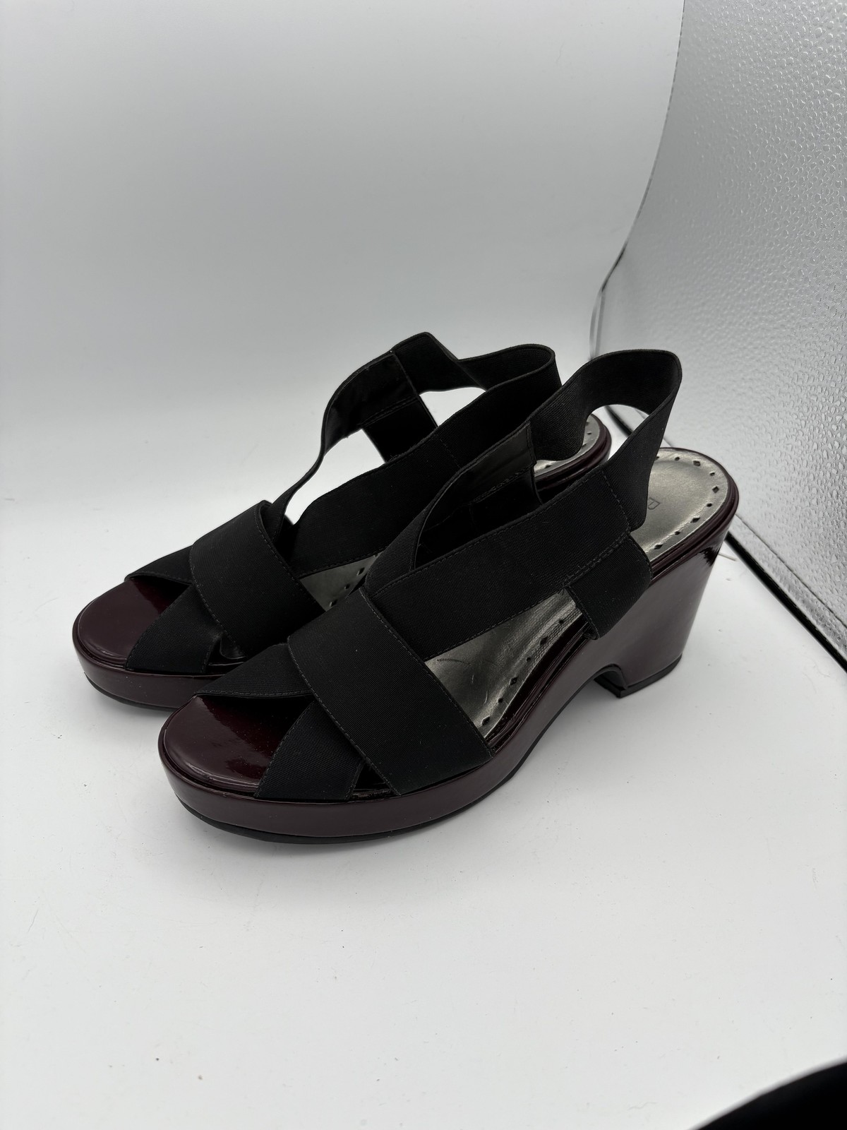 BCBGirls Shoes Womens Size 7 Black Strappy Wedge Sandals Slip On Slingback