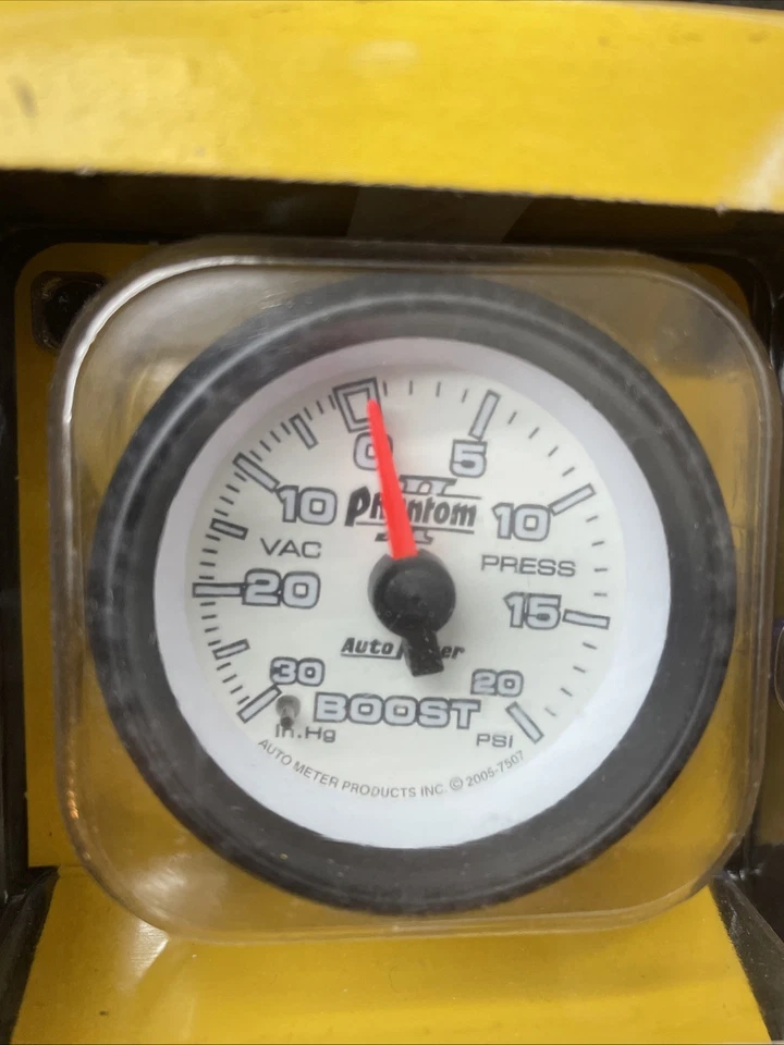 Auto Meter 7507 2-1/16" Phantom II Mechanical Boost/Vacuum 30" HG/20 PSI - Image 2 of 4