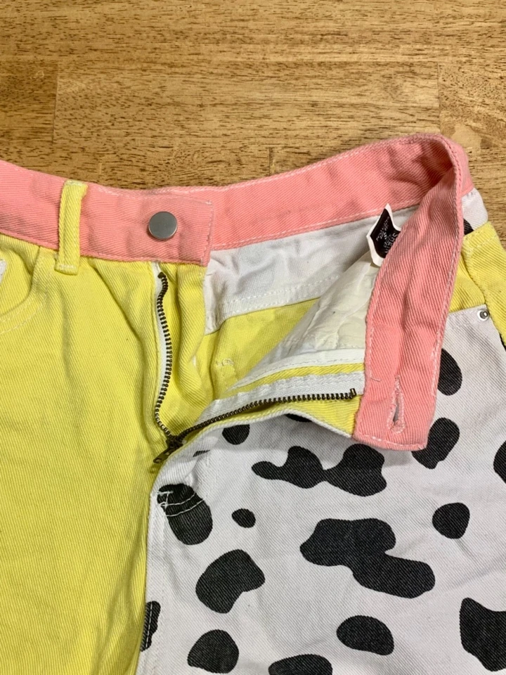 Pantalones Cortos Inspirados en Toy Story Jesse Denim Rosa Amarillo Estampado Vaca Disneyana Vaquera Foto 4 de 4