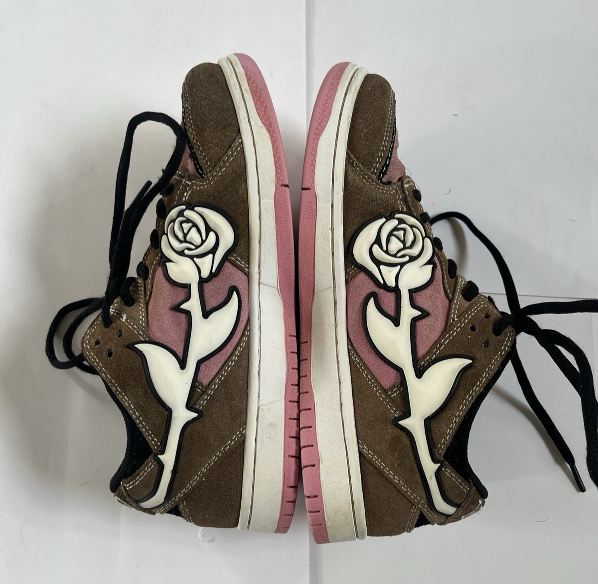 KIZO Valentines day Sneakers Size 5M/6.5W image 3