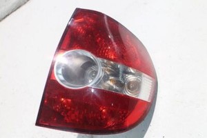 Rückleuchte rechts Rücklicht Hinten Rechts VW FOX SCHRÄGHECK (5Z1, 5Z3, 5Z4) 1.2