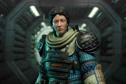 NECA Alien 40th Anniversary Wave 4 Lambert 7 Inch Scale Action Figure - IN STOCK - Picture 2 of 5