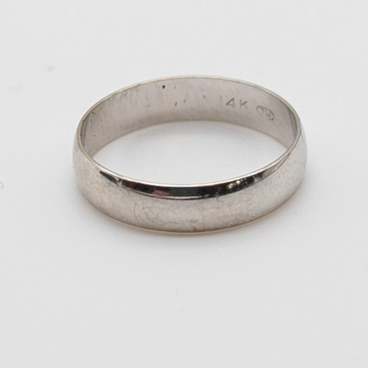 Plain white hotsell gold wedding band