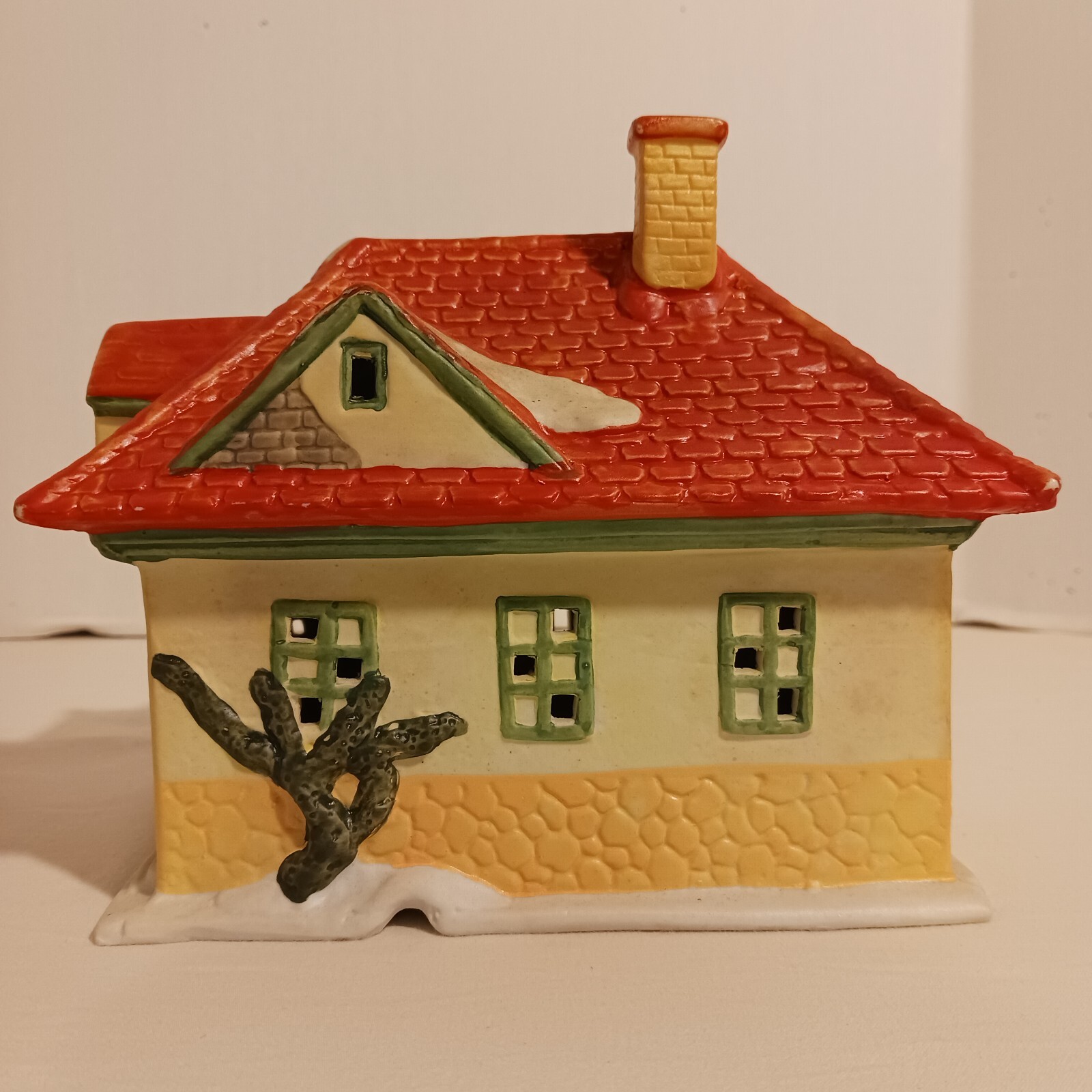 2 Vintage Porcelain Christmas Village Buildings TRAIN STATION & INN 6.5"