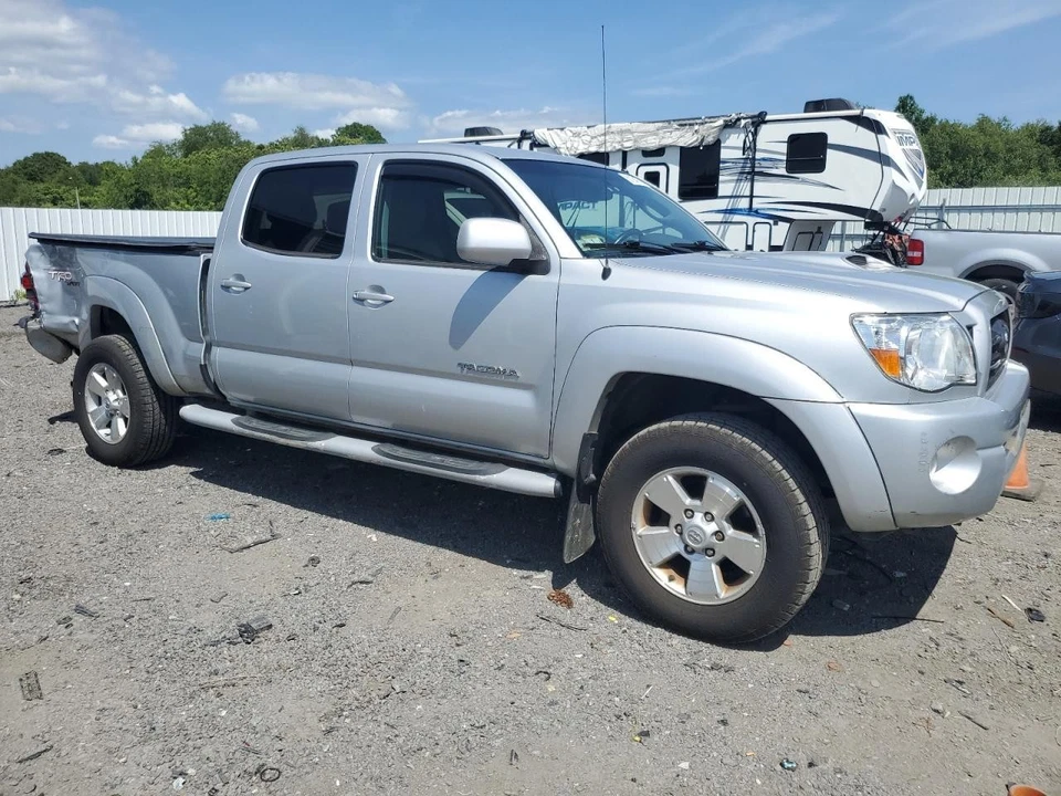 Used Radiator fits: 2009 Toyota Tacoma 4.0L 6 cylinder 1GRFE engine AT Grade A - Imagem 4 de 4