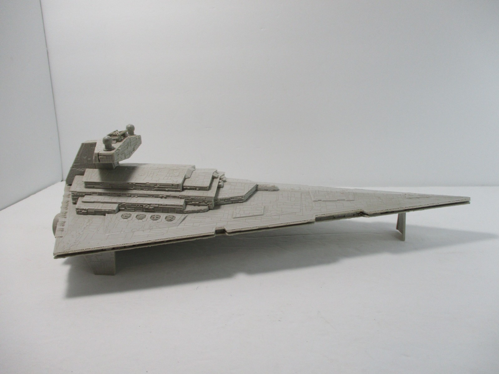 Star Wars Imperial Star Destroyer Electronic Model Revell Snaptite Lights Sounds