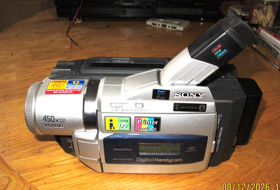 Sony Handycam DCR-TRV820 Digital-8 Camcorder for sale online | eBay