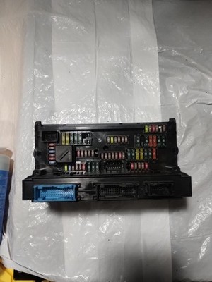 2011 BMW 528i 535i 550i body control module Fuse Relay Junction 9228492 9210861