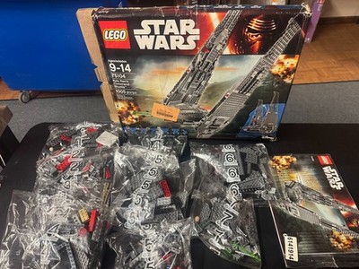 LEGO Star Wars: Kylo Ren's Command Shuttle (75104) New in Sealed Damaged Box.