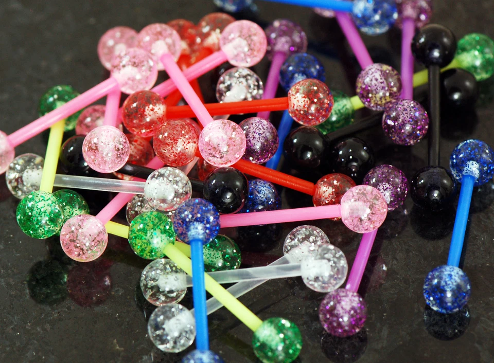 Mezcla de 20 piezas de barras de lengua bioflexibles que brillan en la oscuridad + brillo, anillos para pezones Foto 3 de 4