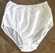 424 Mervyn's Partners Large/7 White SATIN All Nylon Brief Panty NWOT 557 VTG