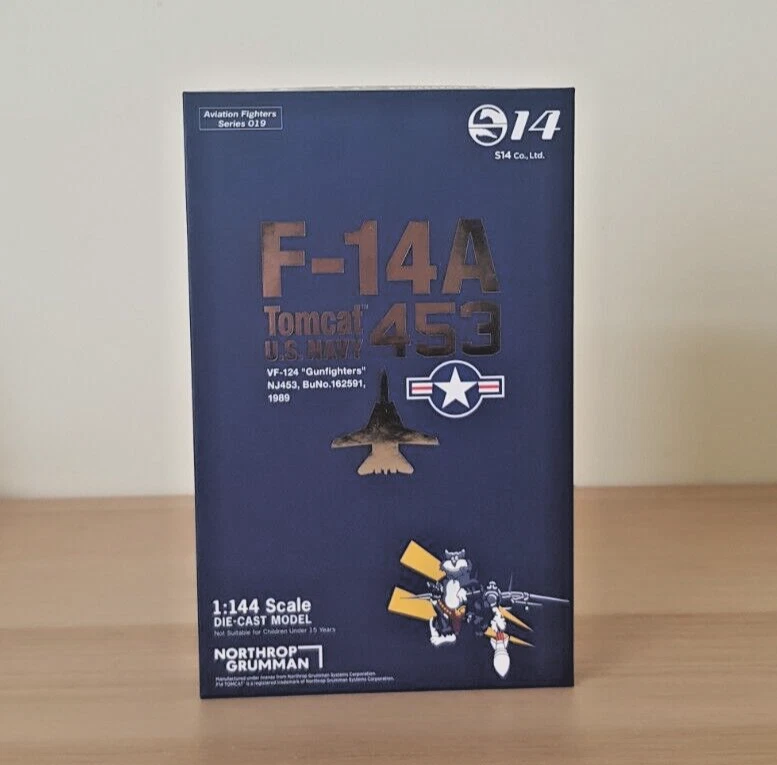 S14 Aviation Fighter Series 019 1:144 F-14A Tomcat US Navy VF-124 “Gunfighters” Foto 2 de 4