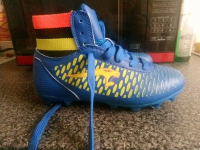 boys football boots size 2.5