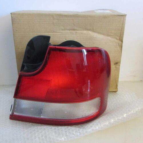 Genuine Audi TT Boot Handle With LED Number Plate Lights – 2015+ (8S0827574C 9B9)
