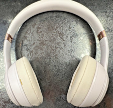 Beats Solo 4 (Pink) - Over-The-Head Wireless Headphones