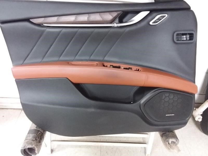 Maserati Ghibli S 2019 Front Left Door panel Black