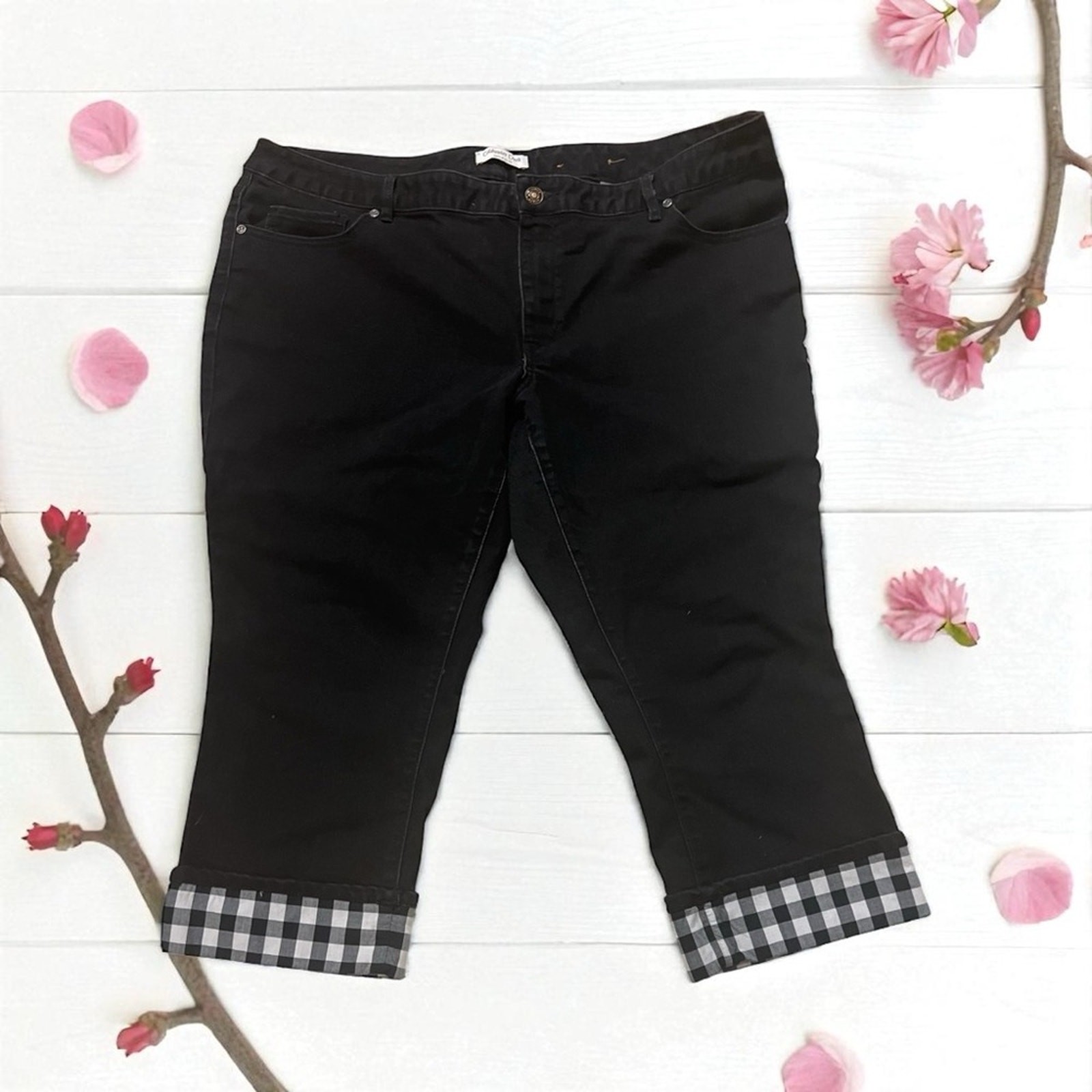 Coldwater Creek Natural Fit Black Capris with Gingham Cuffs – Women's Size 18