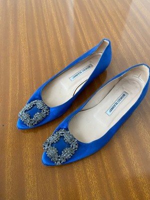 Manolo Blahnik Hangisi flats pumps in royal blue satin size 36 EU