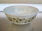 Pyrex Vintage Spring Blossom (Crazy Daisy) Mixing Bowl 4qt Style 404 - RARE!