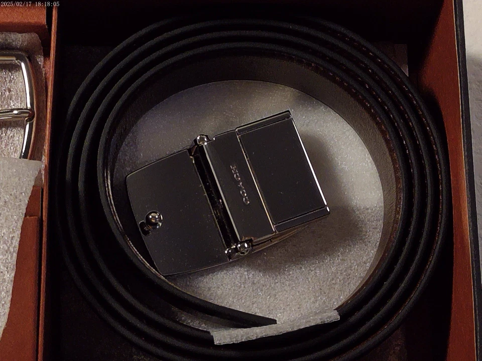 COACH Signature Boxed Plaque Harness Belt Black/Dark Brown F65186 - Image 2 of 3