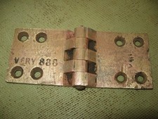 ancienne grosse charnière en bronze